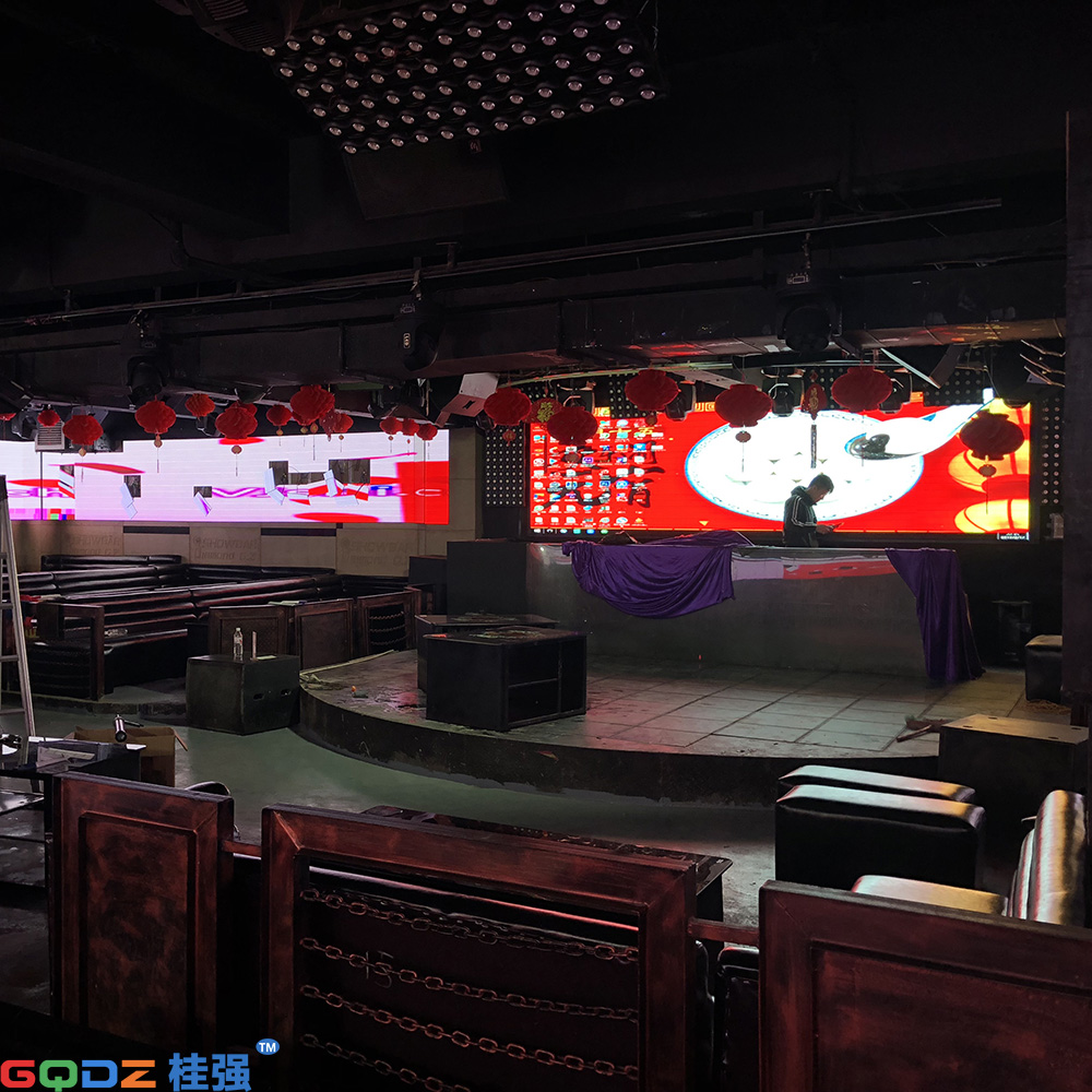 南寧市豪情娛樂(lè)室內(nèi)P5全彩LED顯示屏 70平米